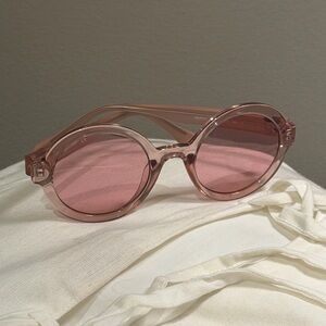 GUESS Bordeaux pink sunglasses NWOT